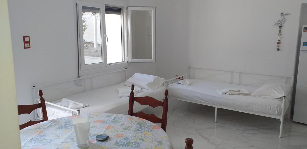 White And Blue,Finikas Syros Daire Vissa Dış mekan fotoğraf